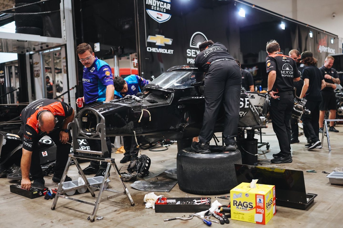 See how crashes and on-track incidents defined the 2025 Toronto Indy