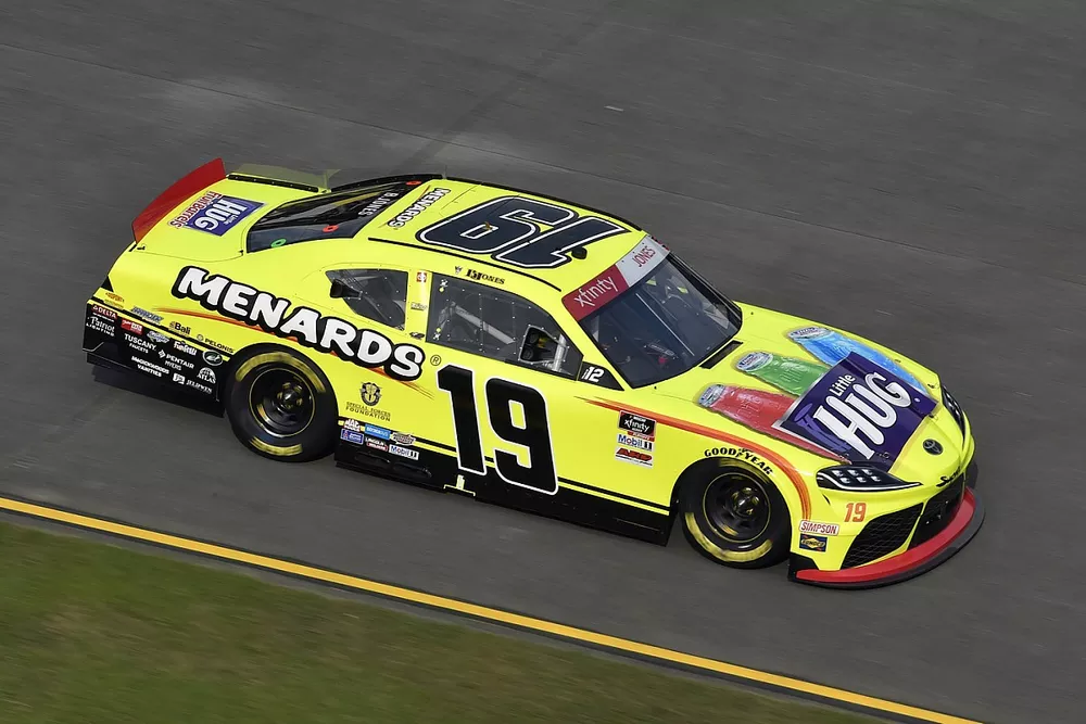 Brandon Jones, Joe Gibbs Racing, Toyota Supra Menards/Little Hugs