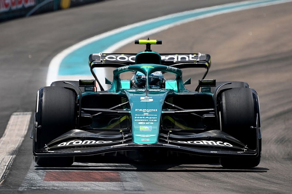 Sebastian Vettel, Aston Martin AMR22