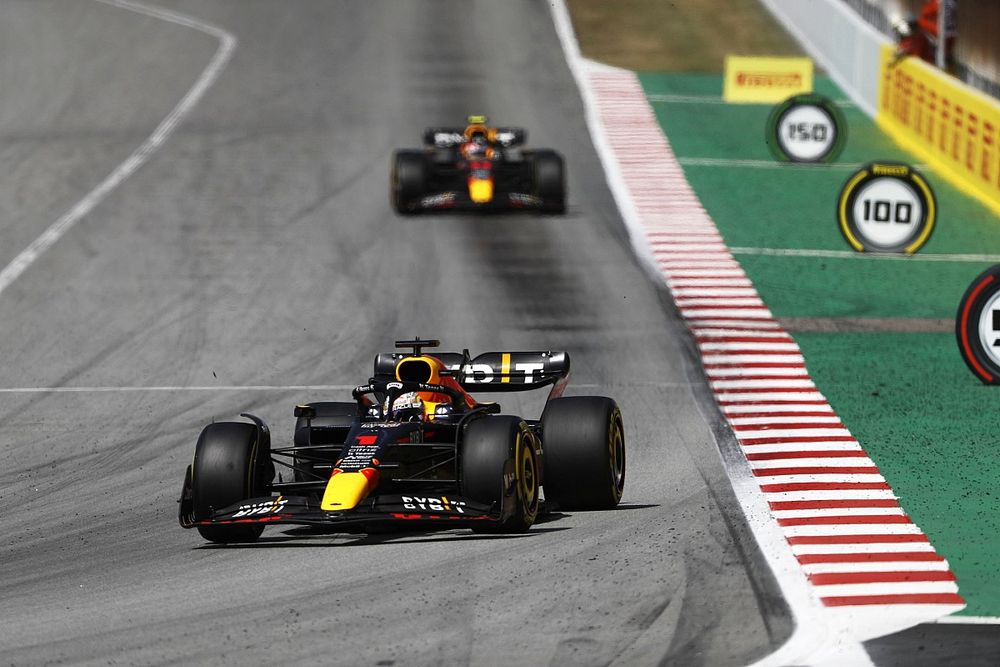 Max Verstappen, Red Bull Racing RB18, Sergio Perez, Red Bull Racing RB18