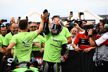 WSBK, Ель Віллікум: з перемогою Рея у першій гонці Kawasaki виграв Кубок конструкторів