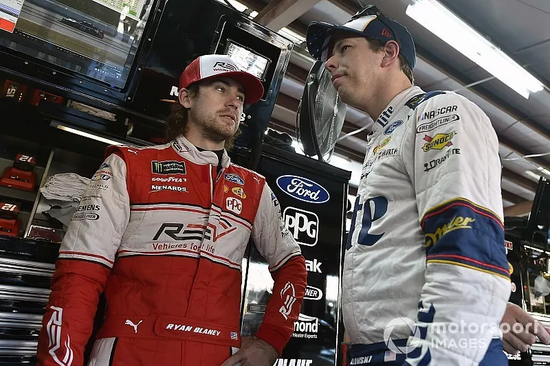 Ryan Blaney, Team Penske, Ford Fusion REV and Brad Keselowski, Team Penske, Ford Fusion Miller Lite