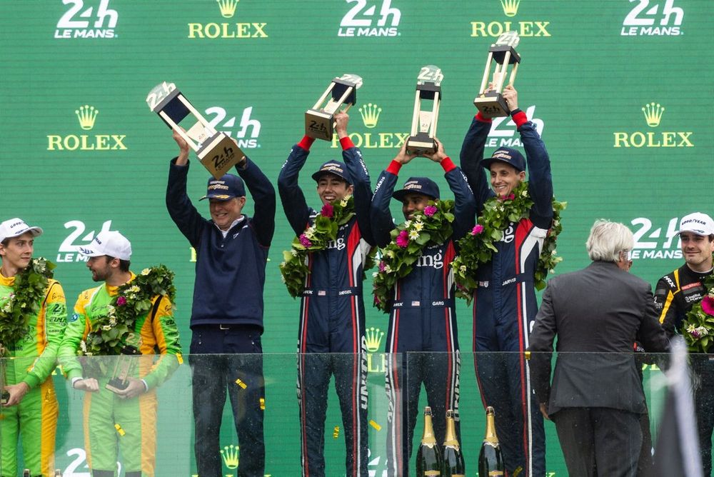 Podio: LMP2: Ganador de la carrera #22 United Autosports Oreca 07: Gibson: Oliver Jarvis, Bijoy Garg, Nolan Siegel