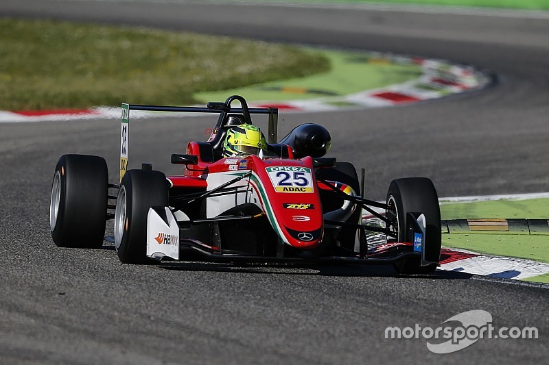F3: Schumacher 6. lett az első versenyen Monzában