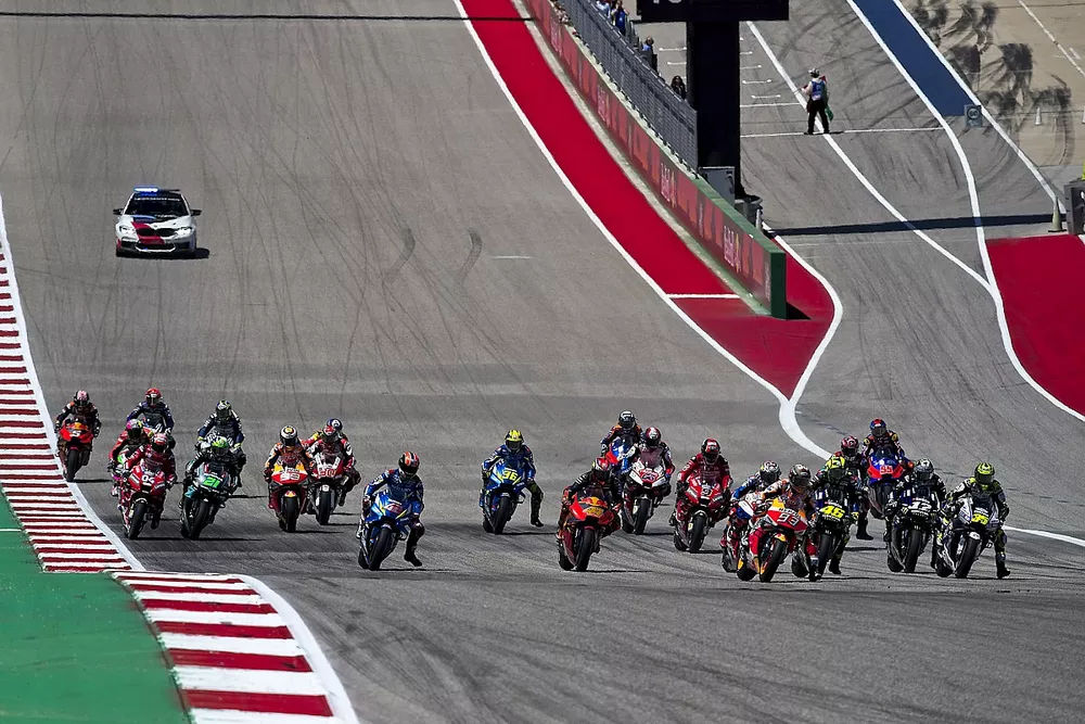 Start action Marc Marquez, Repsol Honda Team leads