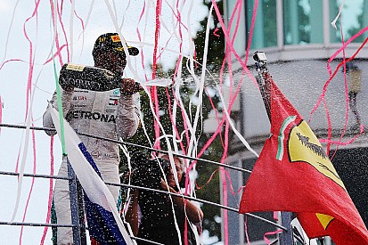 Lewis Hamilton ganz cool: Buhrufe machen mich nur stärker!