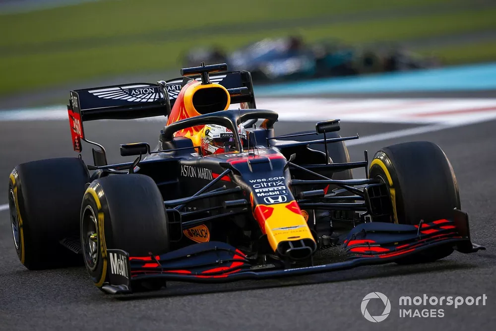 Max Verstappen, Red Bull Racing RB16 
