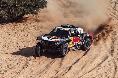 Peterhansel secures record 14th Dakar Rally title