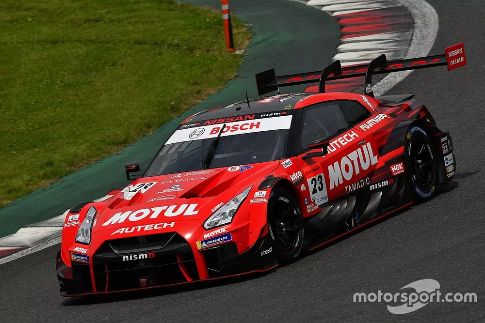 #23 MOTUL AUTECH GT-R
