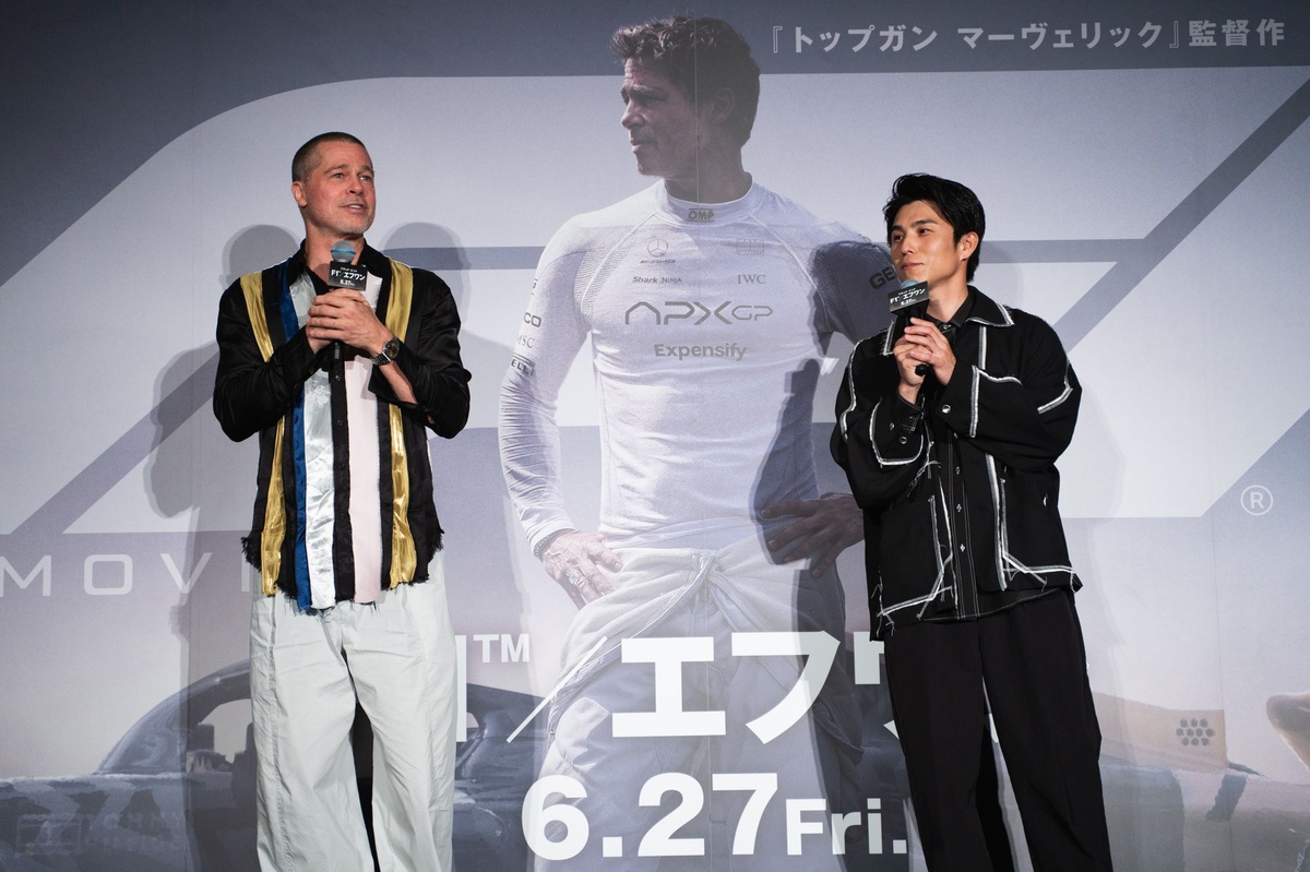 映画　F1 舞台挨拶　ブラッド・ピット　サイン入りポスター　フライヤー ブラッド・ピット主演映画『F1／エフワン』胸熱の新予告＆新