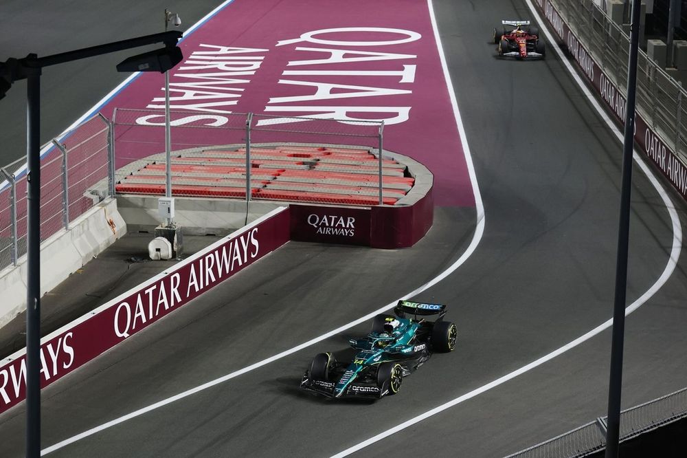 Lewis Hamilton, Ferrari, Fernando Alonso, Aston Martin Racing