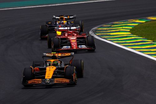 F1: Stella agradece Mercedes por 'segurar' Ferrari em Las Vegas