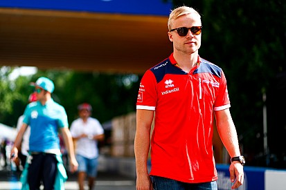 Riyad Formula E yarışında Wehrlein'ın yerine Rosenqvist yarışacak