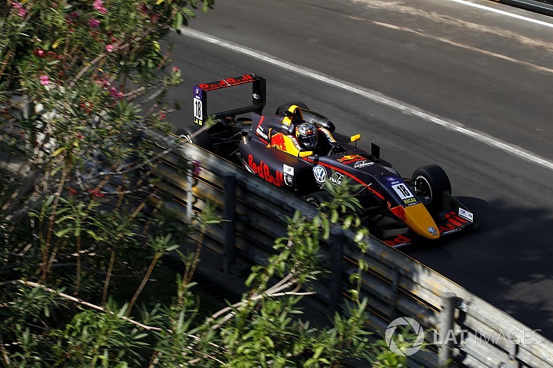 Macau GP: Son virajda liderler kaza yaptı, 3. sıradaki Ticktum kazandı!