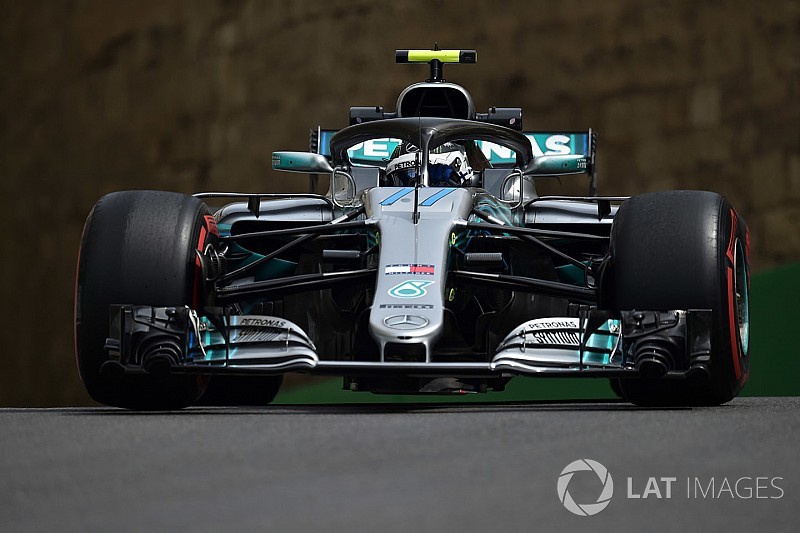 Azerbaycan GP 1. antrenman: Bottas lider, Verstappen kaza yaptı