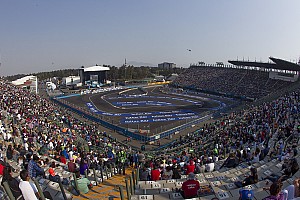 Multan a concesionaria del Autódromo Hermanos Rodríguez