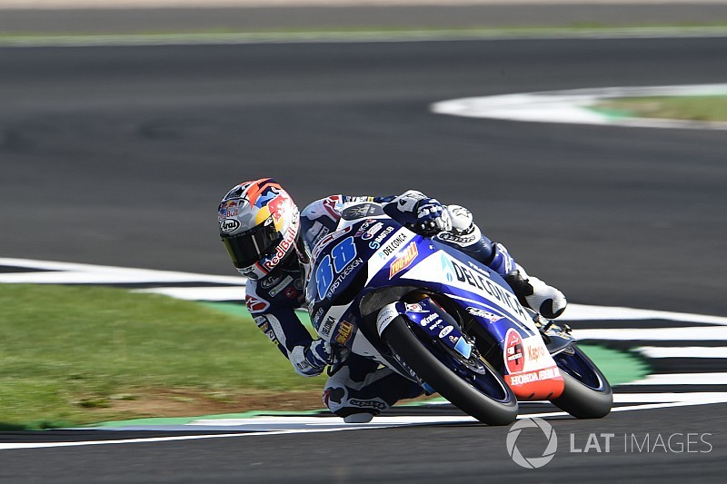Capolavoro di Jorge Martin, che centra una pole incredibile a Silverstone con un polso a mezzo servizio!