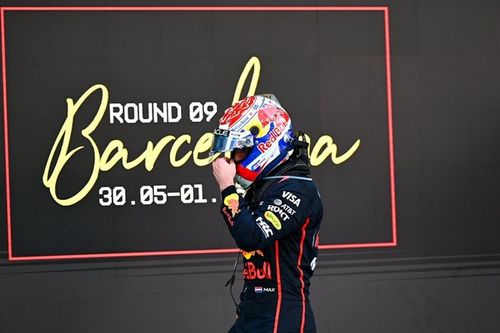 Verstappen acalla preguntas por el choque con Russell: "&iquest;Importa?"