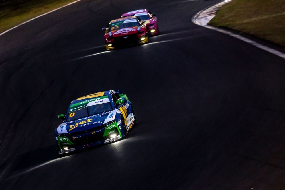 Cacá Bueno, Cascavel