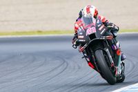 Espargaró: "Es normal que Jorge y Pecco cometan errores, la paliza que nos meten es grande"