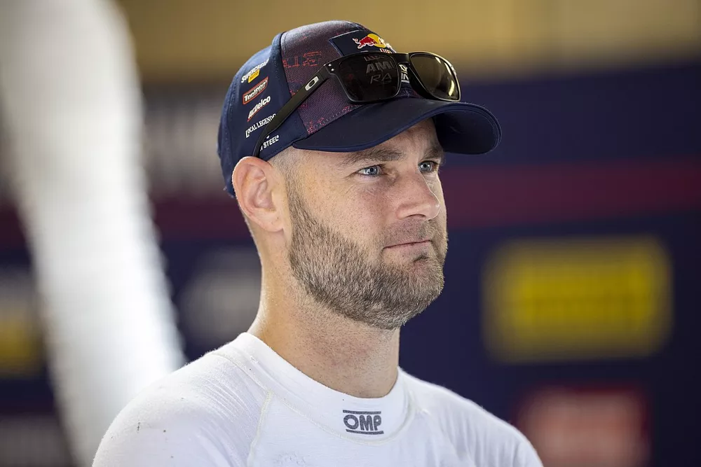 Shane van Gisbergen, Triple Eight Race Engineering Chevrolet Camaro ZL1