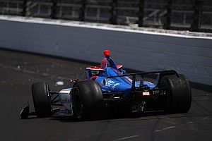 Wilson breekt rugwervel bij trainingscrash en mist Indy 500