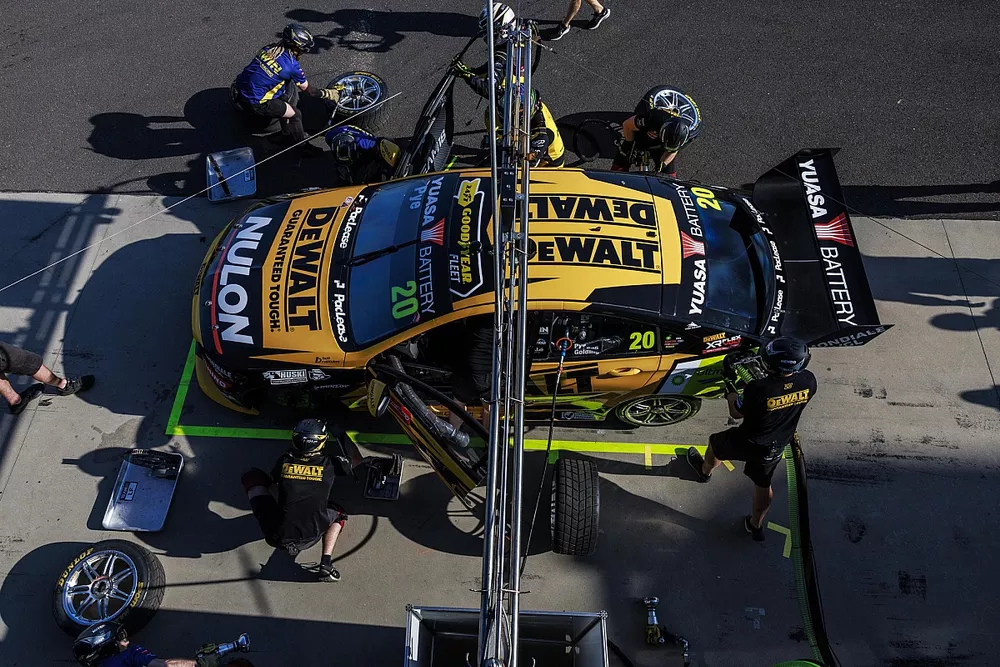 Scott Pye, Team 18 Holden