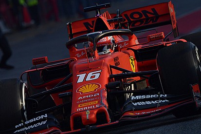 Bottas: "Ferrari está un poco por delante de Mercedes"