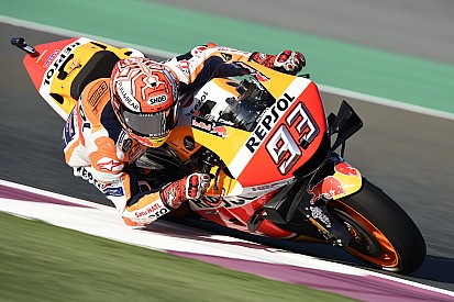 Márquez sobrevuela Qatar a ritmo de récord