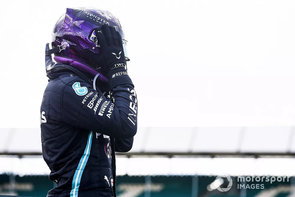 Race Winner Lewis Hamilton, Mercedes-AMG Petronas F1 celebrates in Parc Ferme 