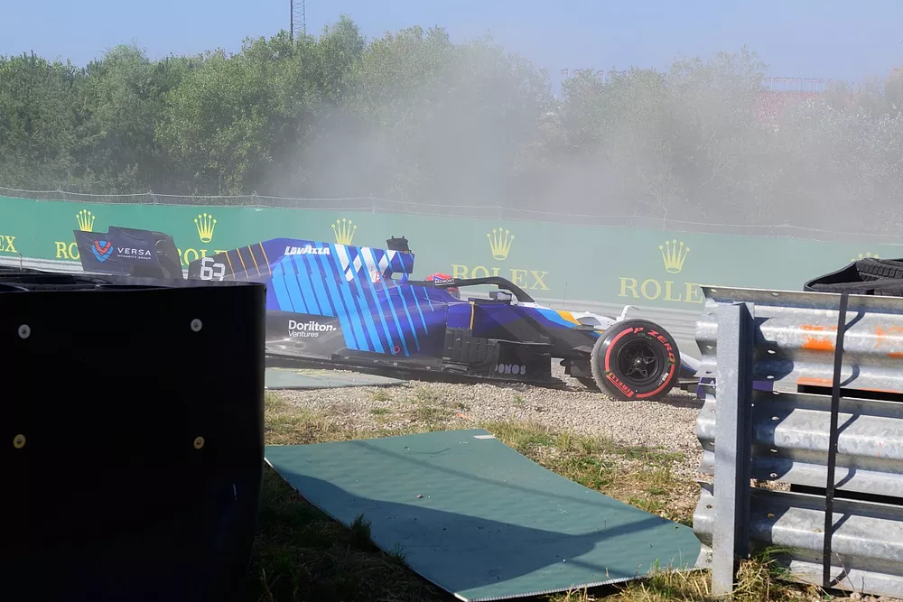 George Russell, Williams FW43B crash