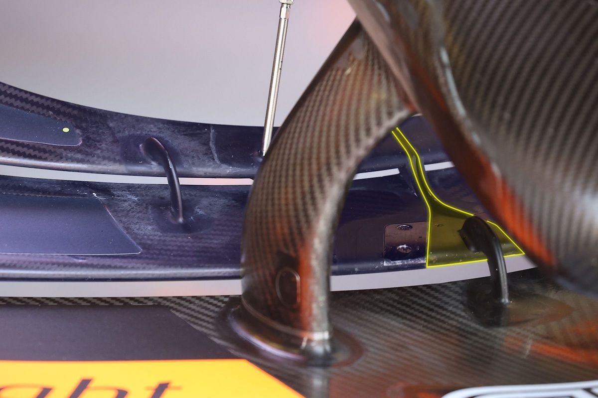 F1 | McLaren: l'ala anteriore è pensata per esaltare il muso scavato. Ecco come