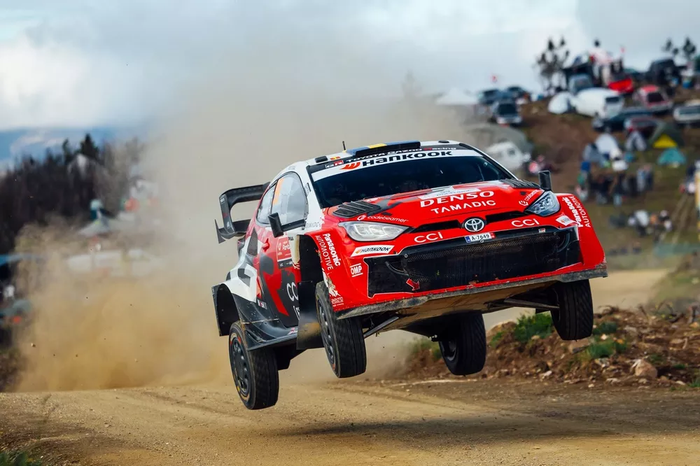 Oliver Solberg, Elliott Edmondson, Toyota Gazoo Racing WRT Toyota GR Yaris Rally1