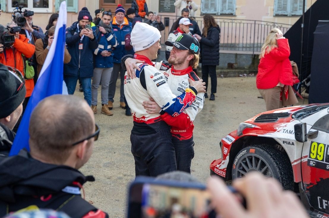 "Le signe d'un champion" : Ogier voit un "vent de fraîcheur" chez Solberg