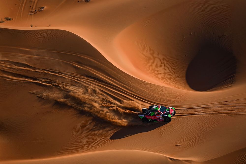 #201 Overdrive Racing Toyota Hilux Overdrive: Yazeed Al-Rajhi, Timo Gottschalk