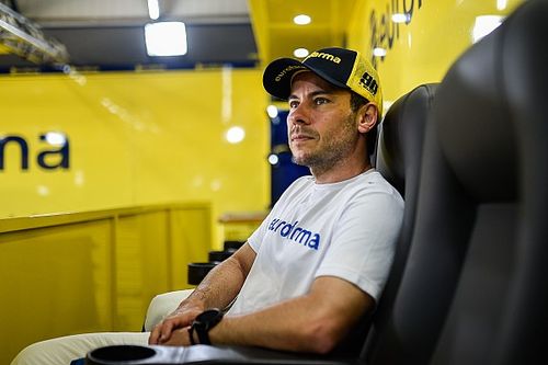 Stock Car: Maurício bate forte e interrompe treino no Velopark