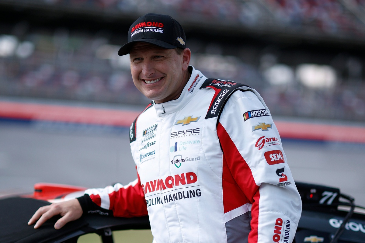 Michael McDowell earns Talladega NASCAR Cup pole for Chevrolet and Spire