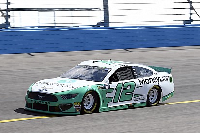 Blaney wins Phoenix pole; McDowell and Suarez fight