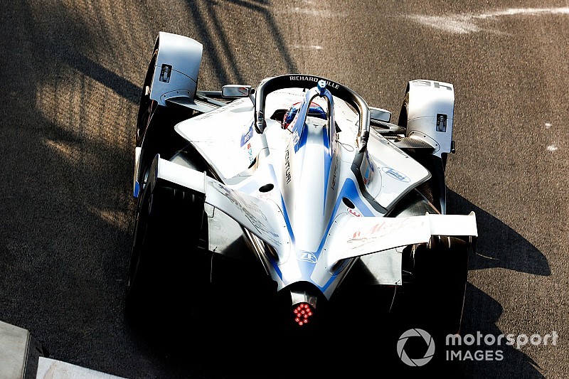 De Silvestro megköszönte Massának a kölcsönkapott Formula E-autót