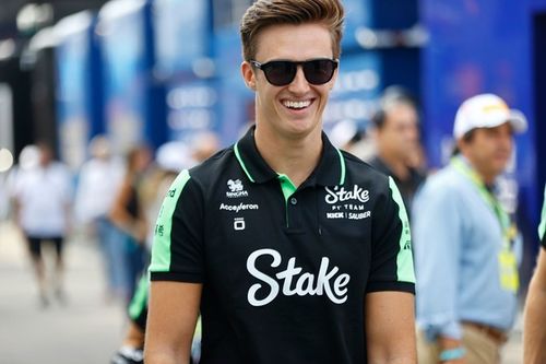 F1 - Pourchaire sobre falta de oportunidade: "Só estou pedindo um assento"