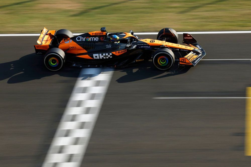 Oscar Piastri, McLaren MCL38
