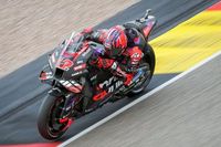 Viñales lidera el viernes de Alemania y Márquez sufre un accidente
