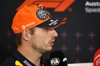 Verstappen termina con las dudas: Voy a seguir en Red Bull en la F1 2025