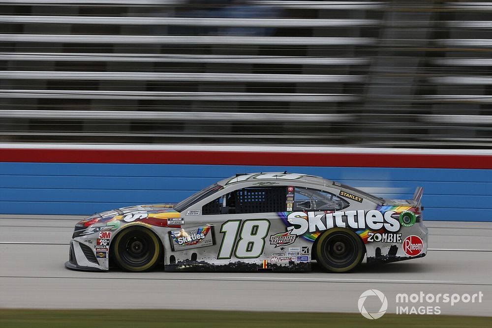 Kyle Busch, Joe Gibbs Racing, Toyota Camry