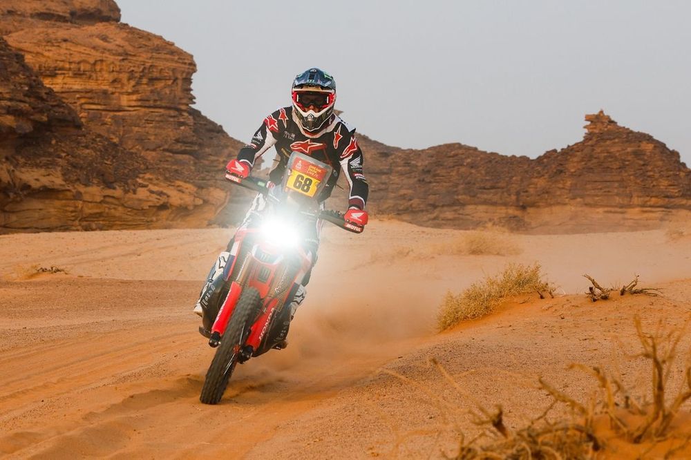 #68 Monster Energy Honda HRC Honda: Tosha Schareina