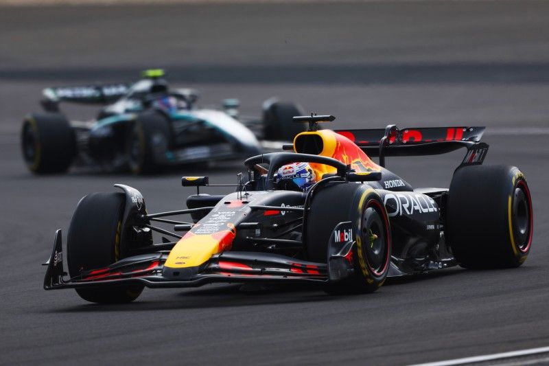 Verstappen enfrenta problemas de ritmo: Red Bull quer reagir após a China