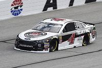 Kevin Harvick domina y gana la Etapa 1 en Atlanta