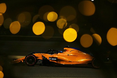 Alonso: Seperti 2017, McLaren masih lemah di Bahrain