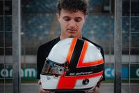 F1: Norris estreia capacete em homenagem a Gil de Ferran e faz depoimento emocionante