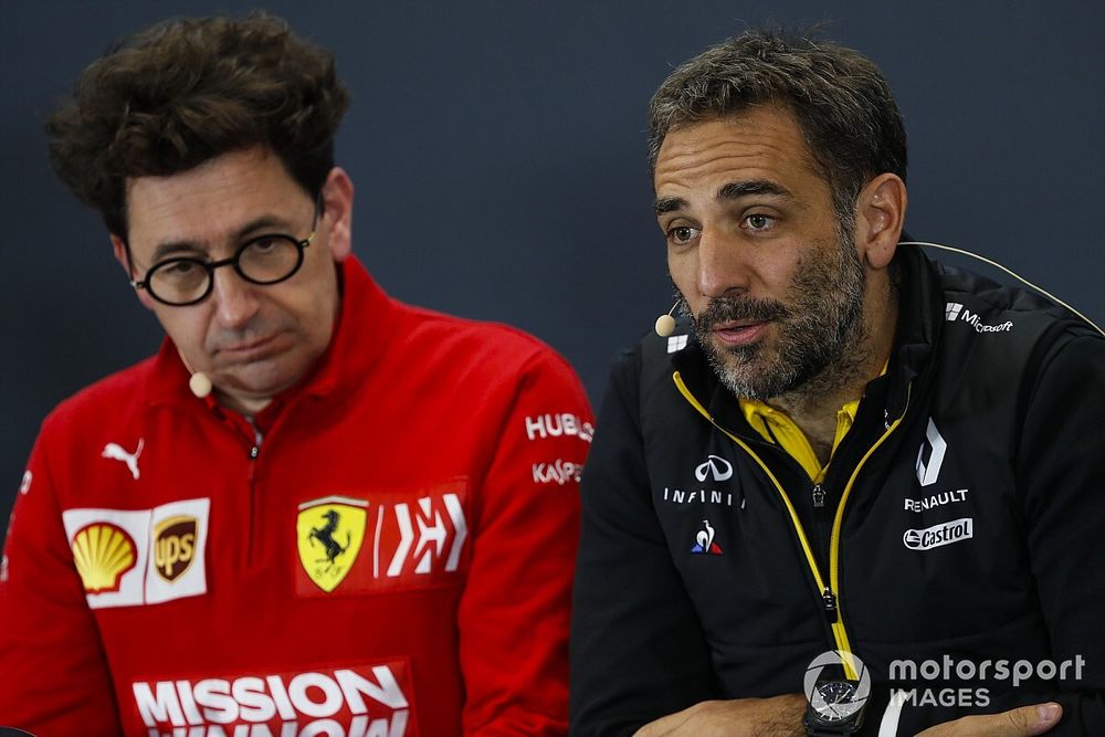 Cyril Abiteboul, Director General, Renault F1 Team, y Mattia Binotto, Director Ferrari